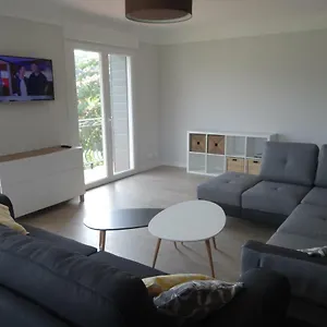 labassere-villa.midi-pyreneeshotels.com/